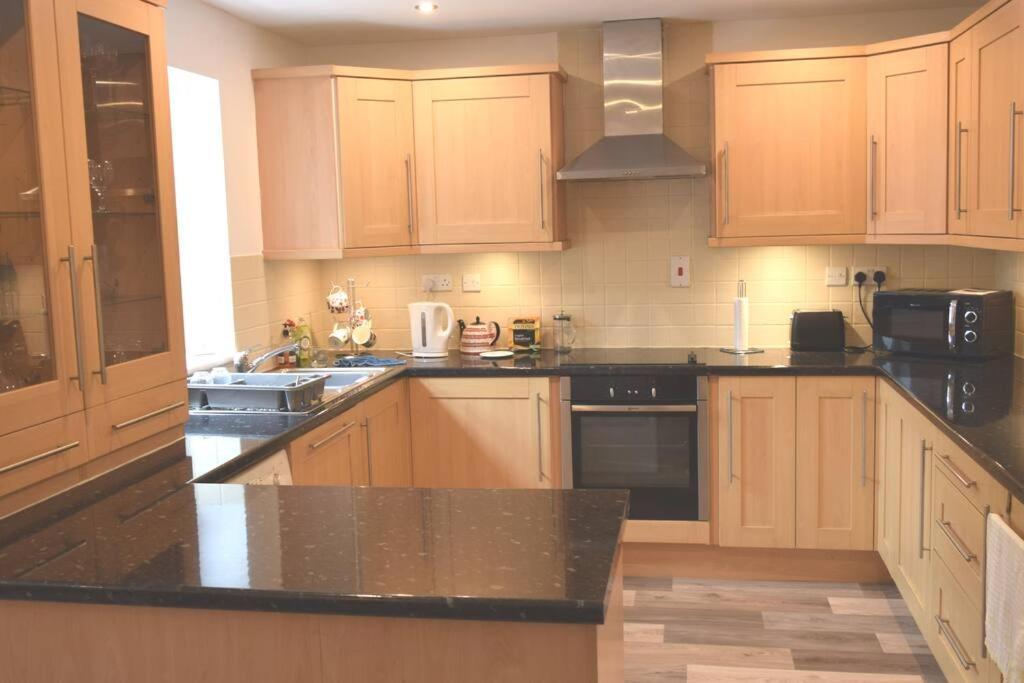Dee View Villa Holywell  Exterior foto